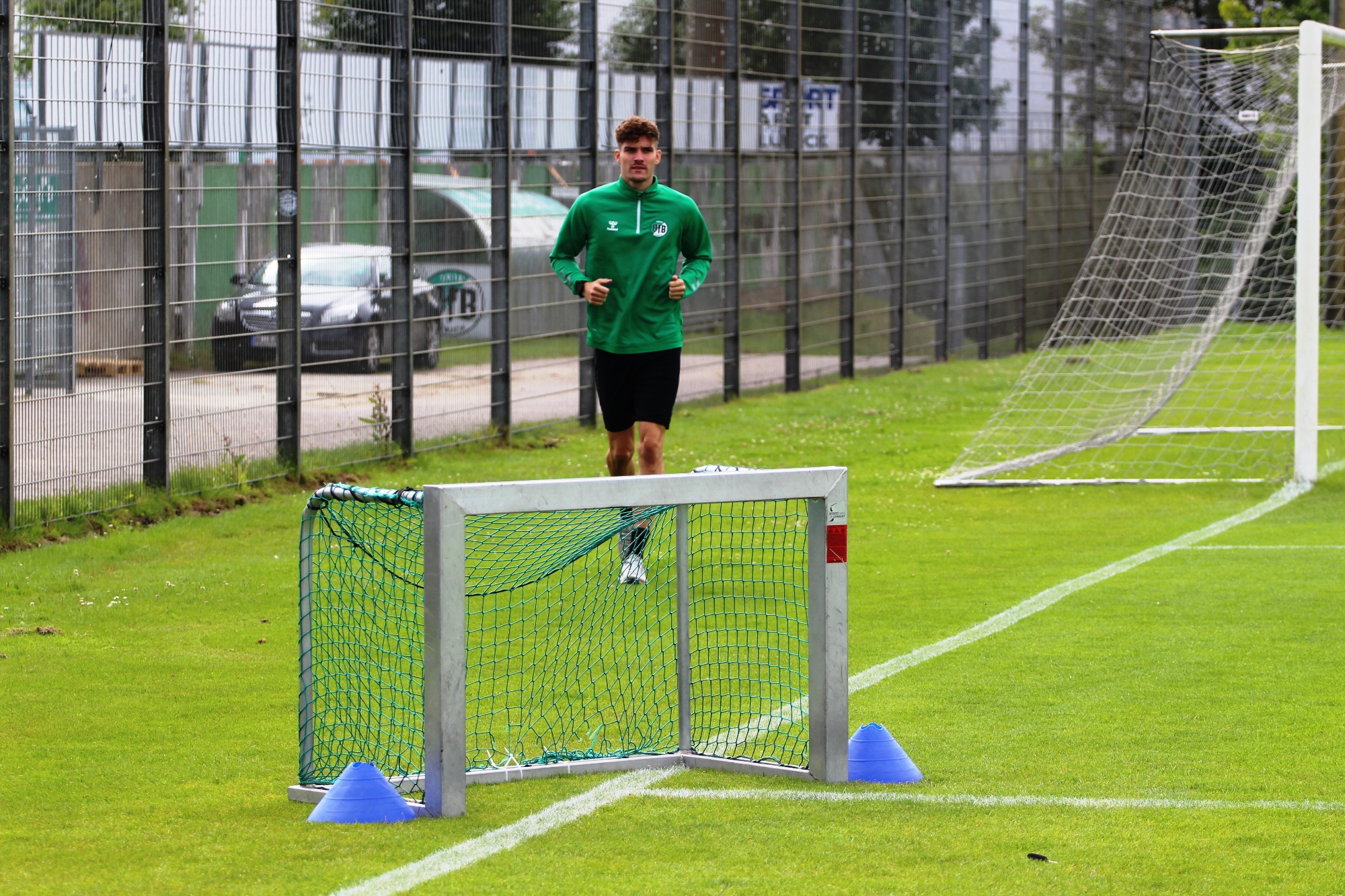 Schambeinentz Ndung Wohl Eher Keine Schnelle R Ckkehr Beim Vfb L Beck