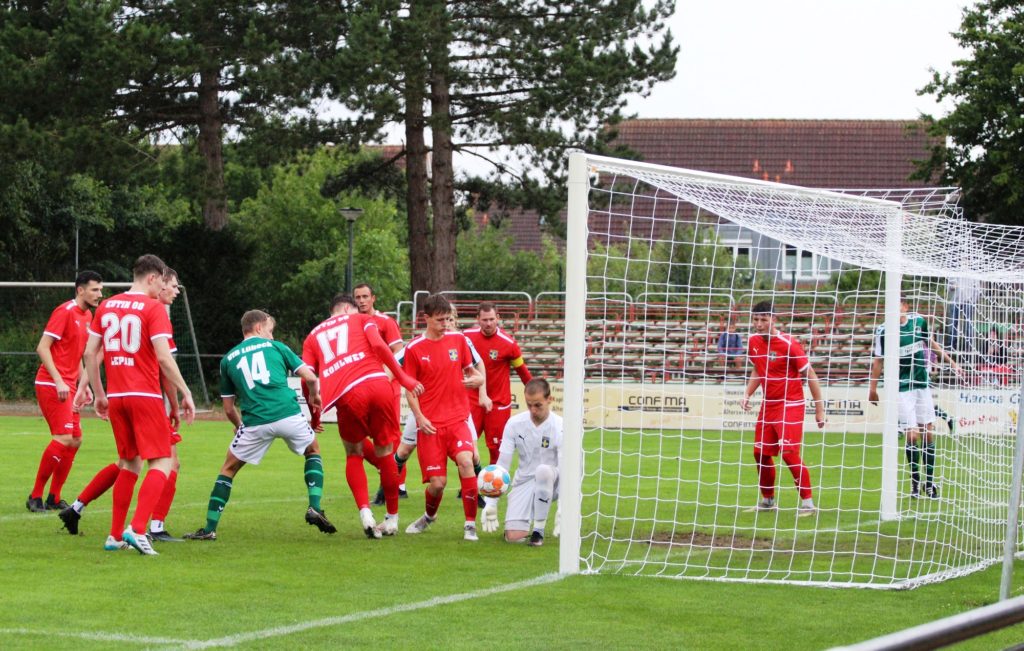 Confima Cup: VfB Lübeck Verpasst Finaleinzug – FC Dornbreite Macht Es ...