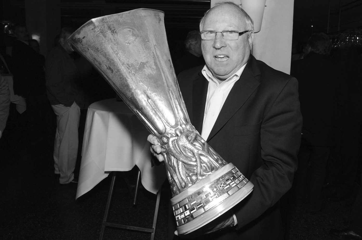 „Uns Uwe“ Seeler Ist Tot › HL-SPORTS