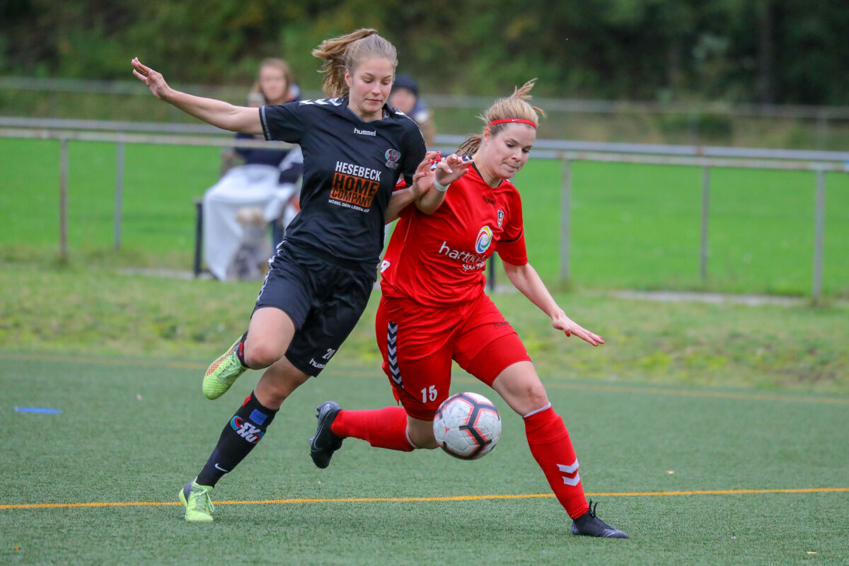 Duel on Equal Terms: TSV Siems vs SV Henstedt-Ulzburg in the State Cup