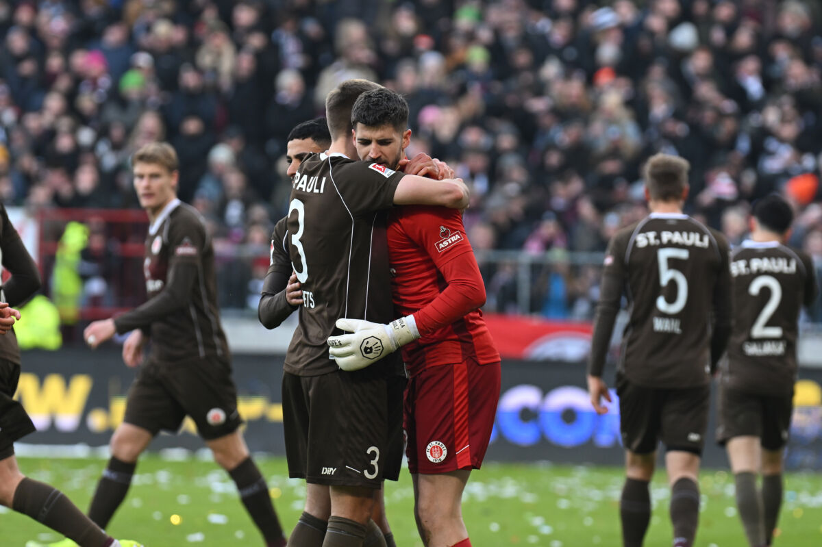 FC St. Pauli’s Marcel Hartel Leads Team to Victory Over 1. FC Kaiserslautern: Match Highlights, Top Player Performance, and 2. Bundesliga Standings